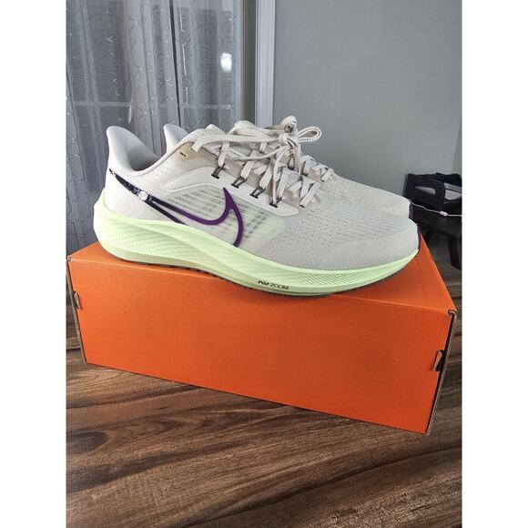 NIKE Air Zoom Pegasus 39 Running Shoes Mens 10 Light Orewood Plumb Purple - Picture 6 of 16